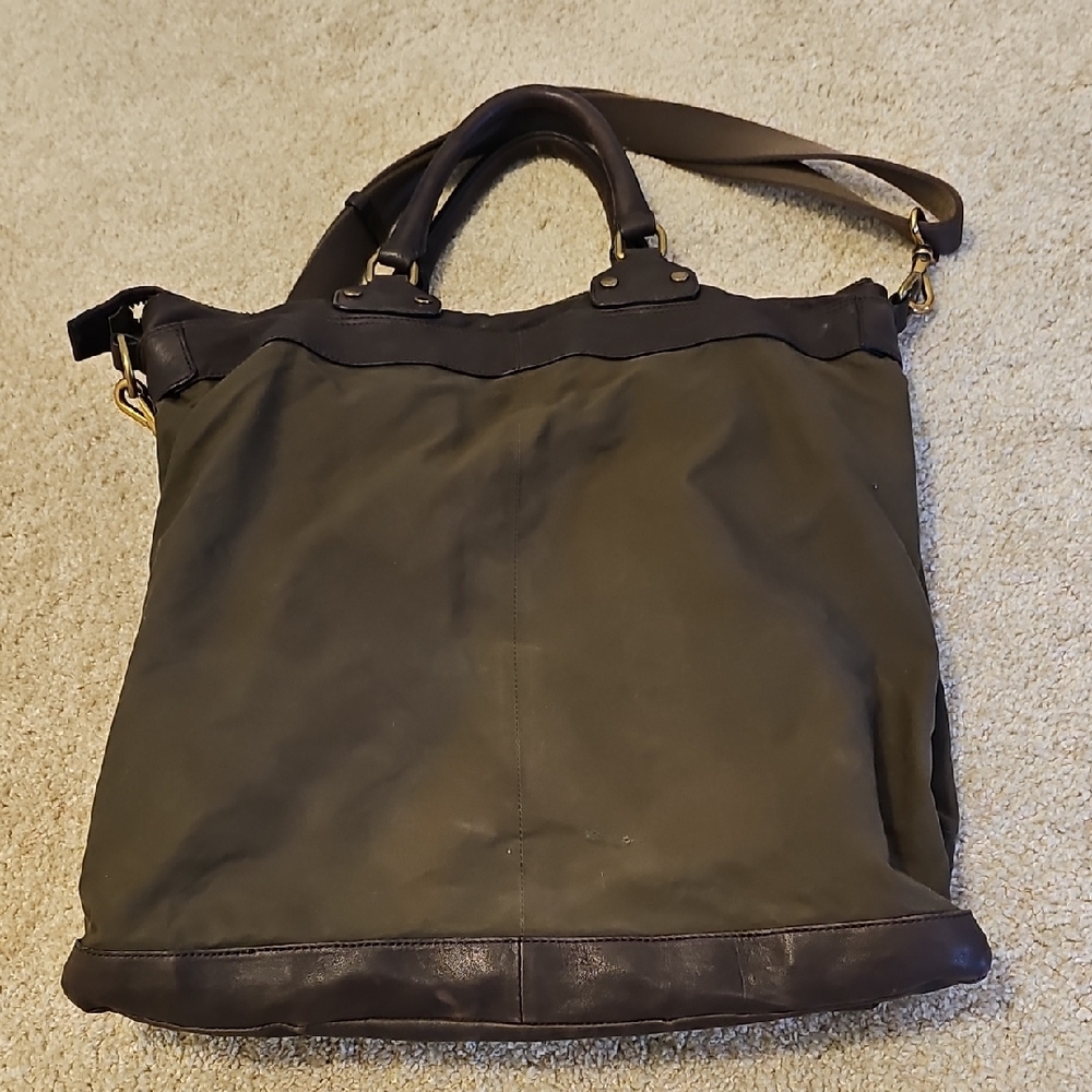 Men's Black and Brown Bag - Picture 2 of 4